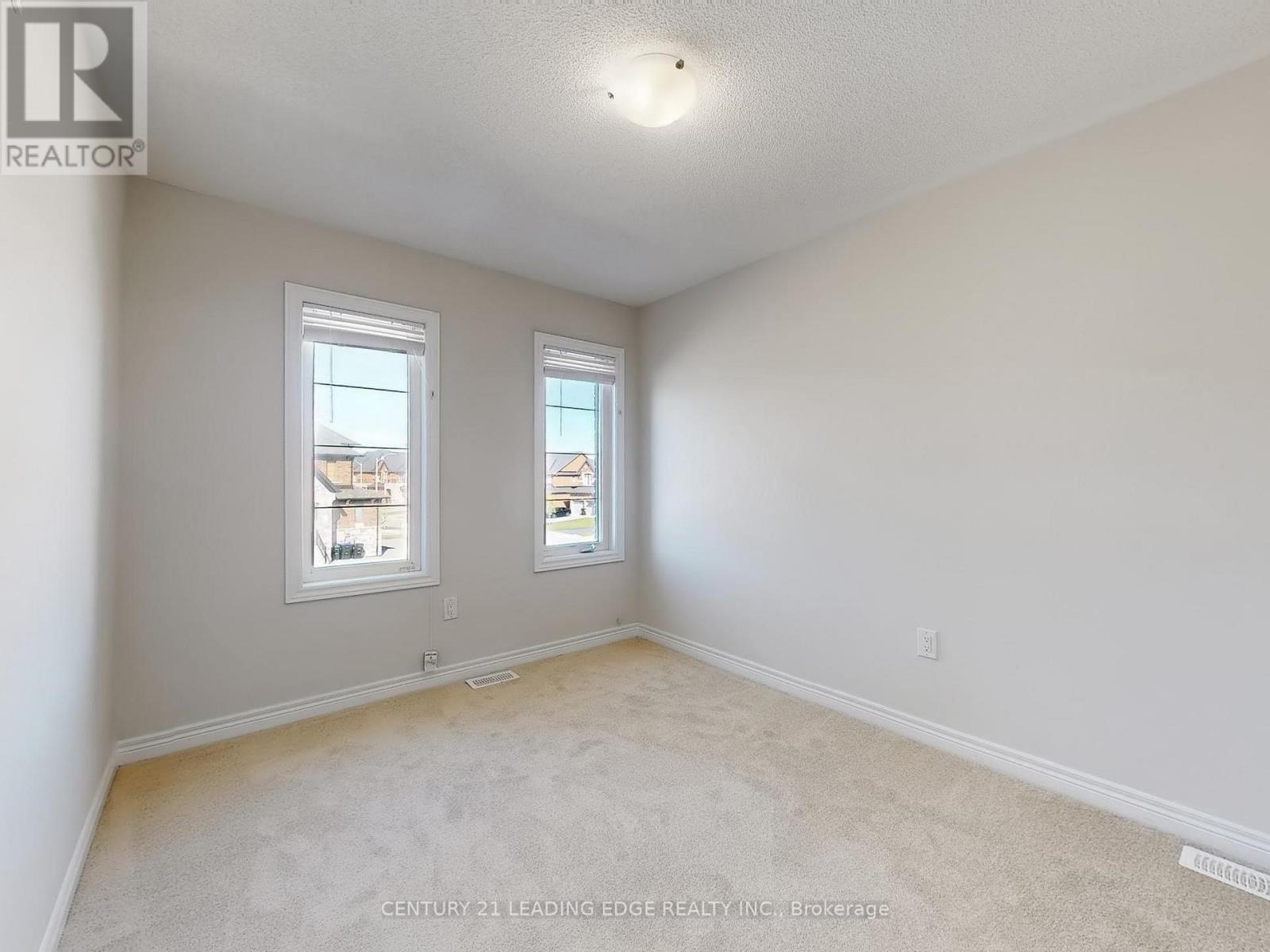 2023 Mullen Street, Innisfil, Ontario  L9S 0J8 - Photo 21 - N12535956