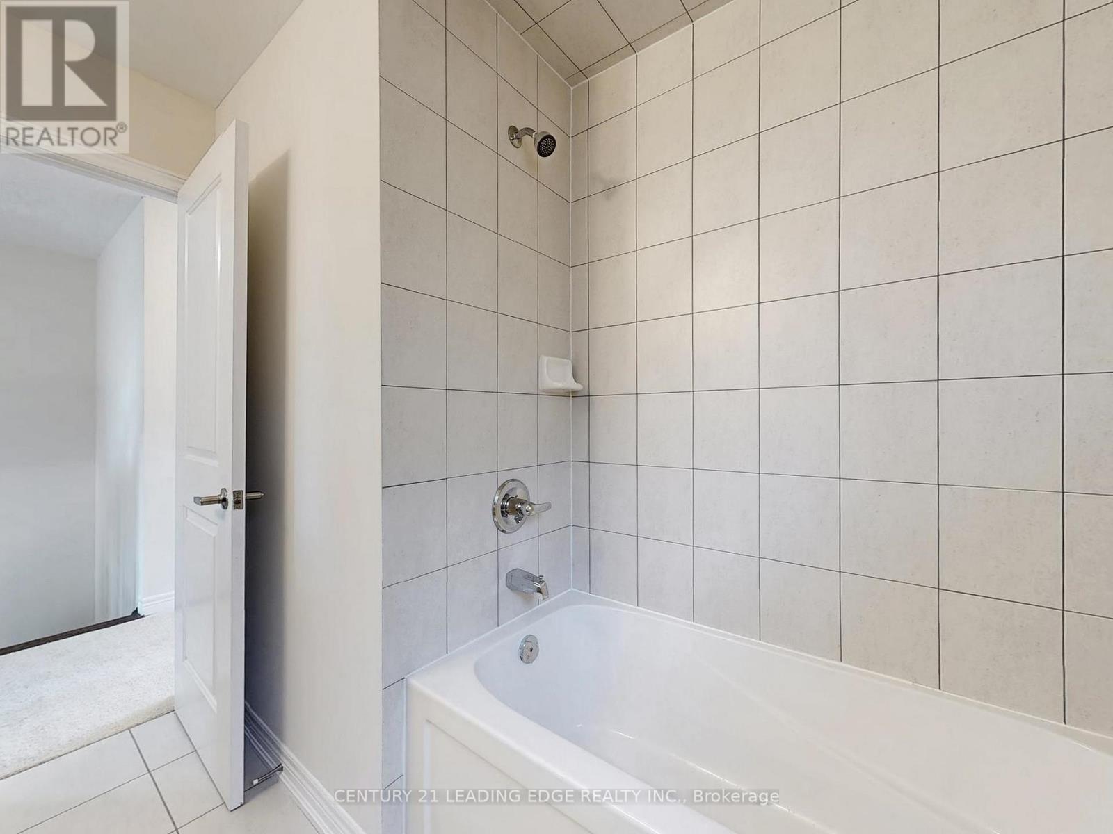 2023 Mullen Street, Innisfil, Ontario  L9S 0J8 - Photo 23 - N12535956