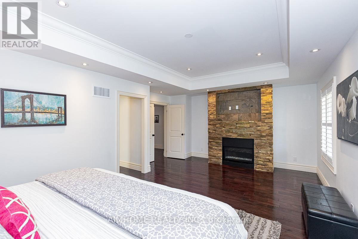 220 Weldrick Road W, Richmond Hill, Ontario L4C 3V3 - Photo 31 - N12535962