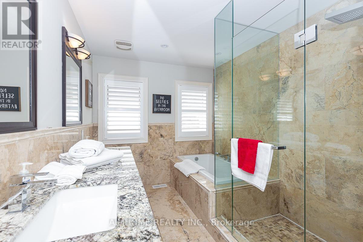 220 Weldrick Road W, Richmond Hill, Ontario L4C 3V3 - Photo 32 - N12535962