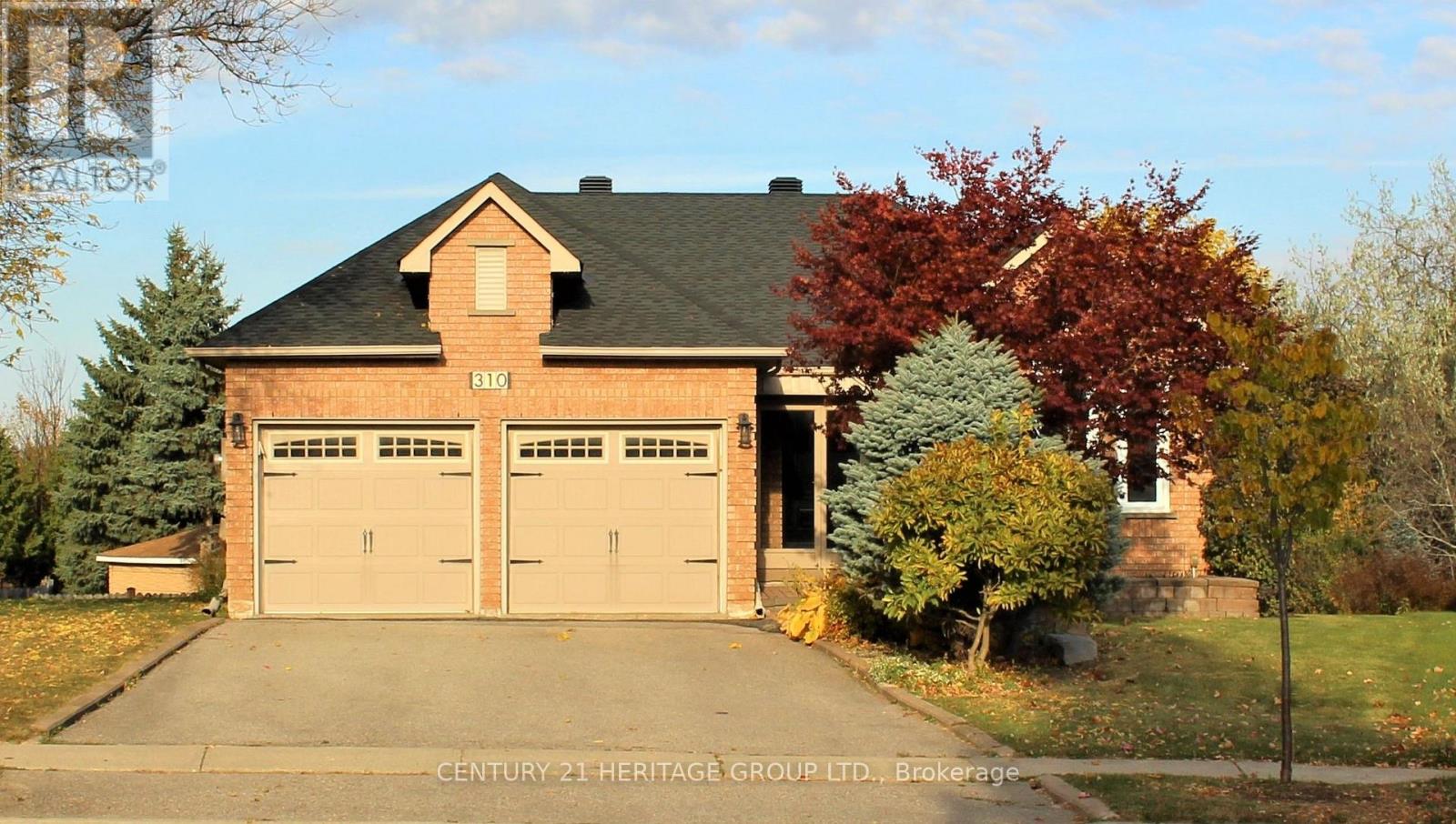 310 CHAMBERS CRESCENT, Newmarket, Ontario