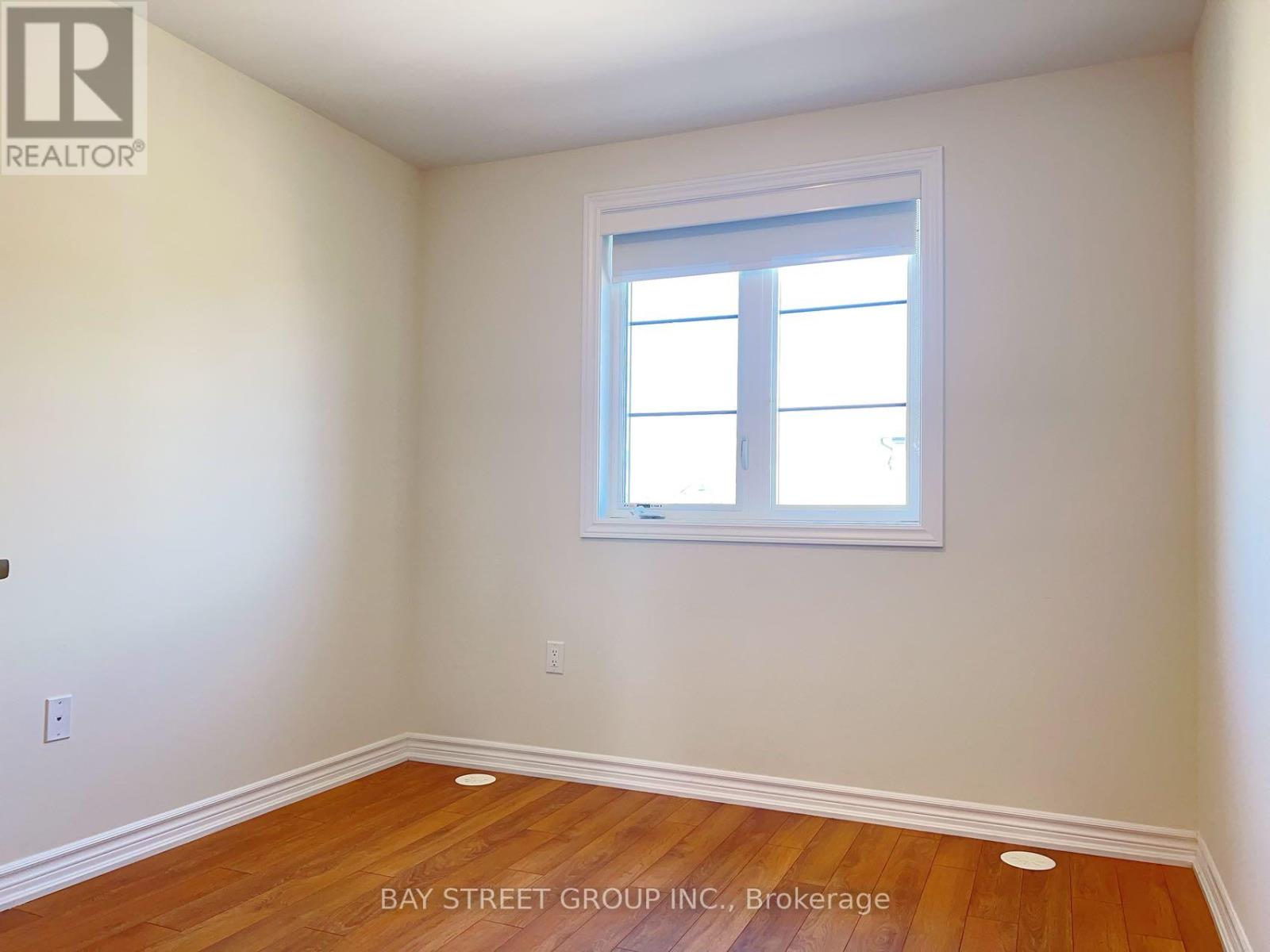 29 Verbena Street, East Gwillimbury, Ontario  L9N 0T6 - Photo 11 - N12535996