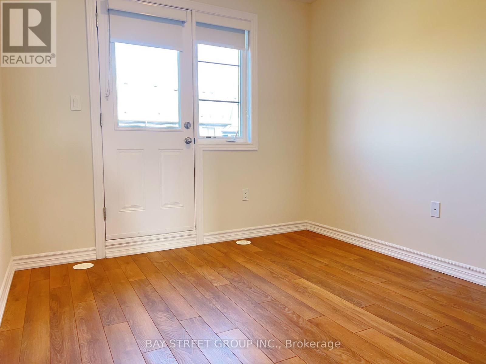 29 Verbena Street, East Gwillimbury, Ontario  L9N 0T6 - Photo 9 - N12535996