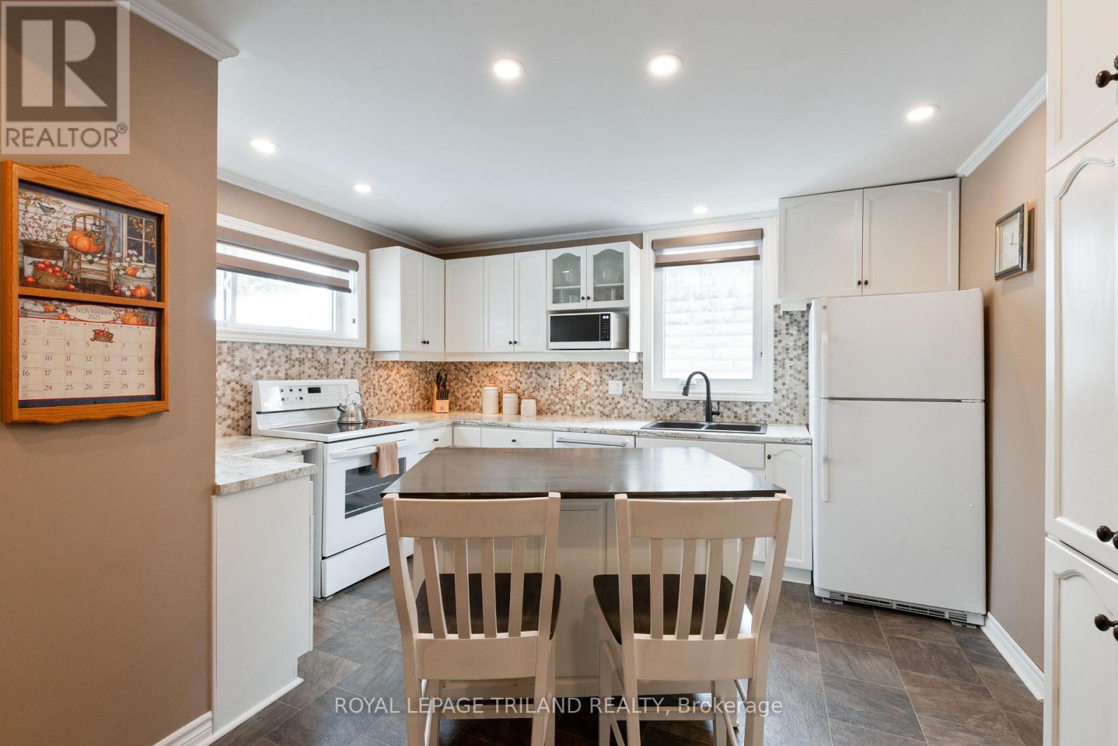 112 Elm Street, St. Thomas, Ontario  N5R 1H8 - Photo 17 - X12536104