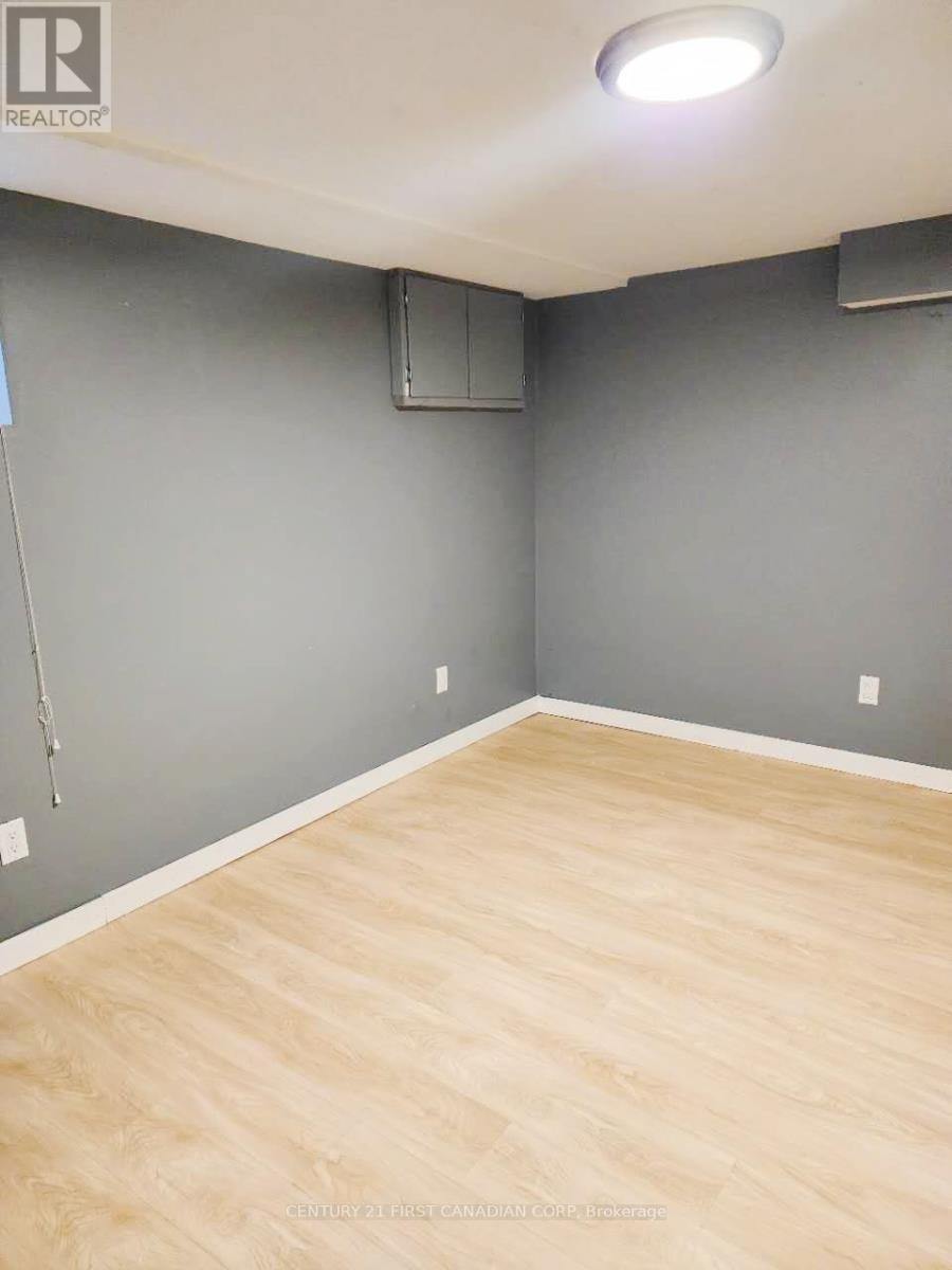 Unit 1 - 648 Oxford Street E, London East, Ontario  N5Y 3J4 - Photo 8 - X12536274