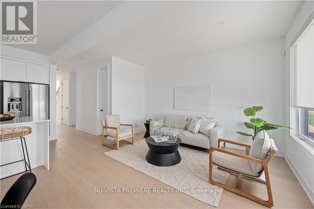 105 - 1965 Upperpoint Gate, London South, Ontario N6K 0L2 - Photo 15 - X12536300