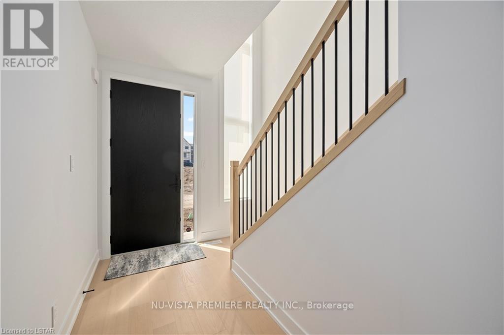 105 - 1965 Upperpoint Gate, London South, Ontario N6K 0L2 - Photo 6 - X12536300