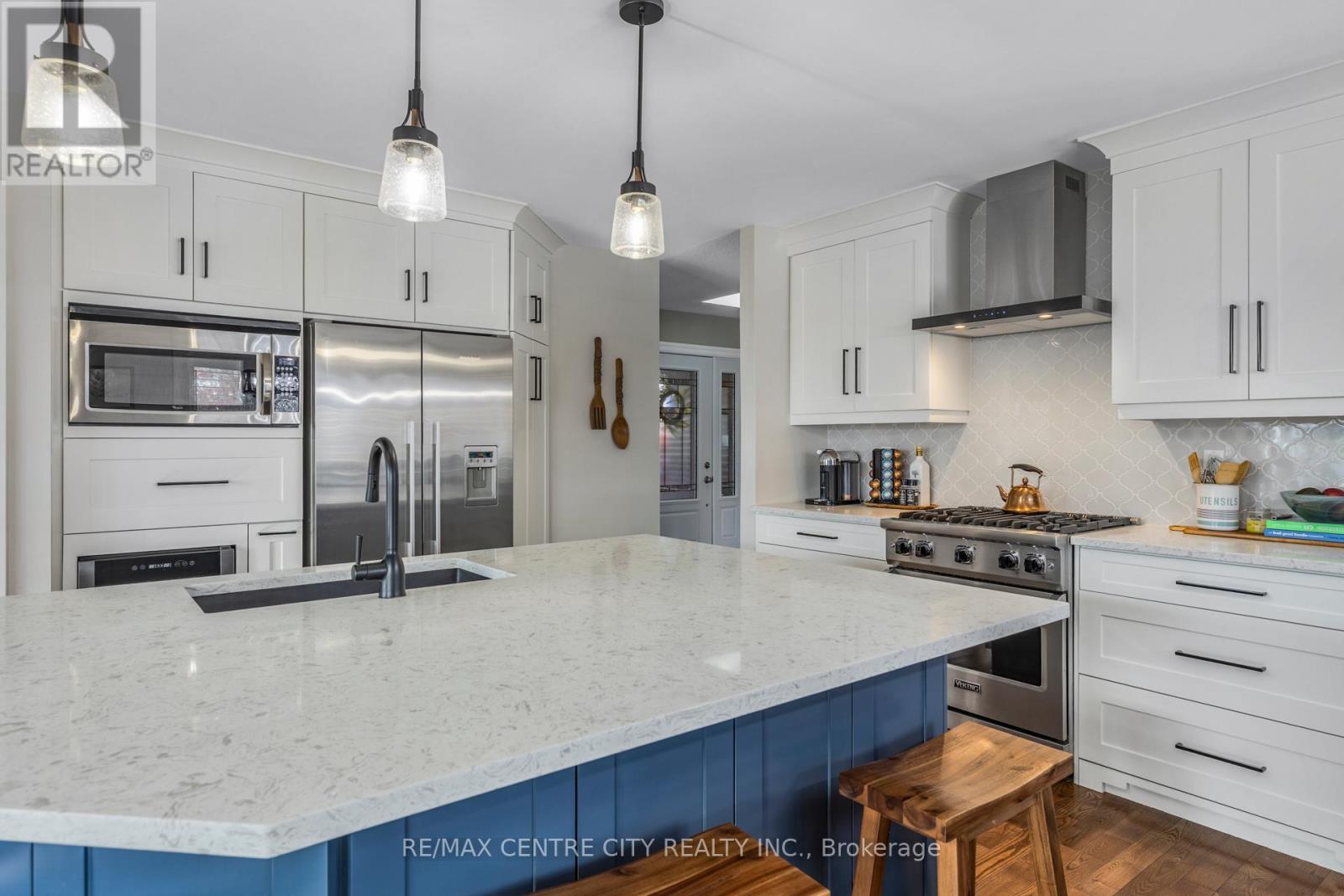 19 Daugherty Drive, St. Thomas, Ontario  N5R 4W4 - Photo 11 - X12536364