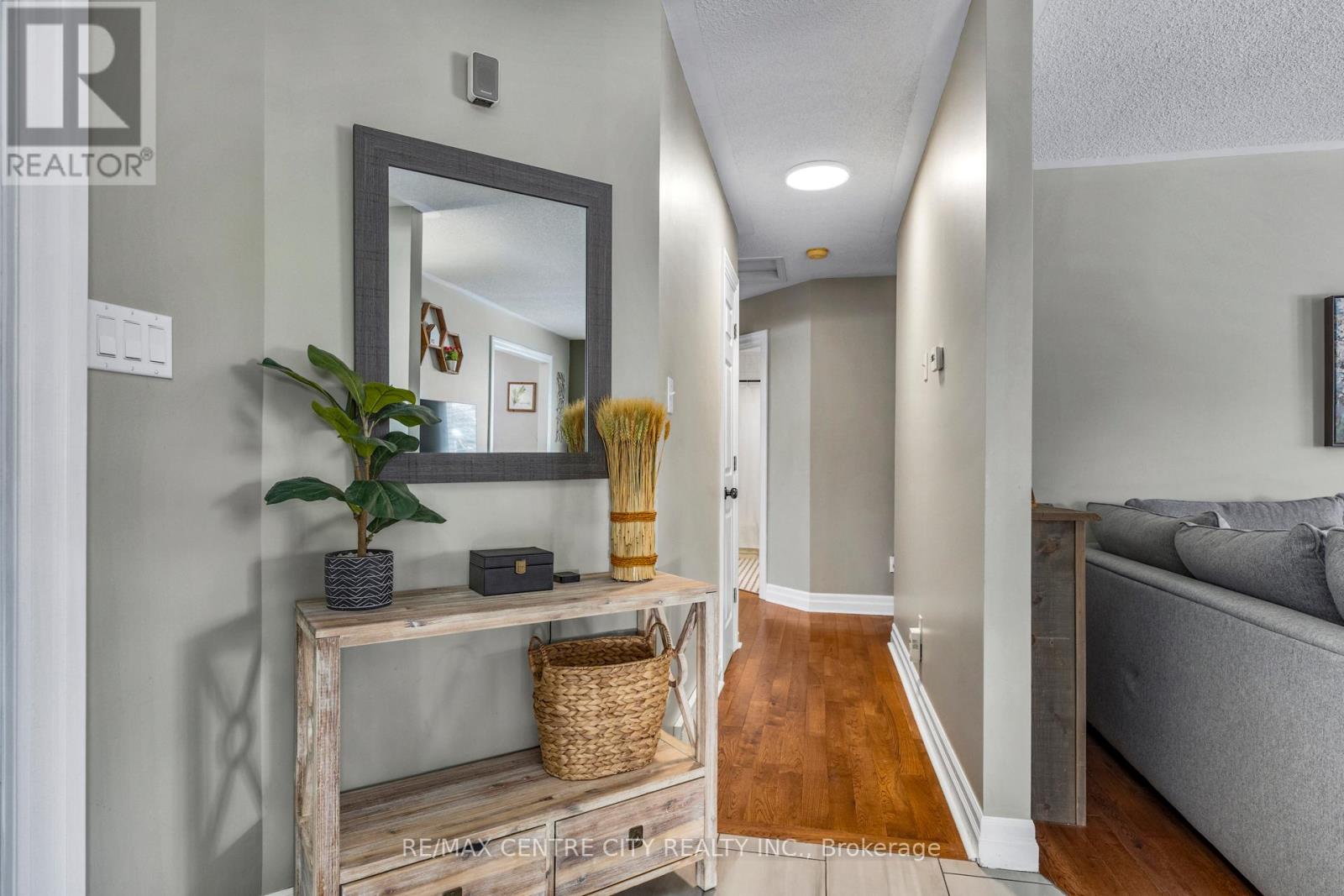 19 Daugherty Drive, St. Thomas, Ontario  N5R 4W4 - Photo 19 - X12536364