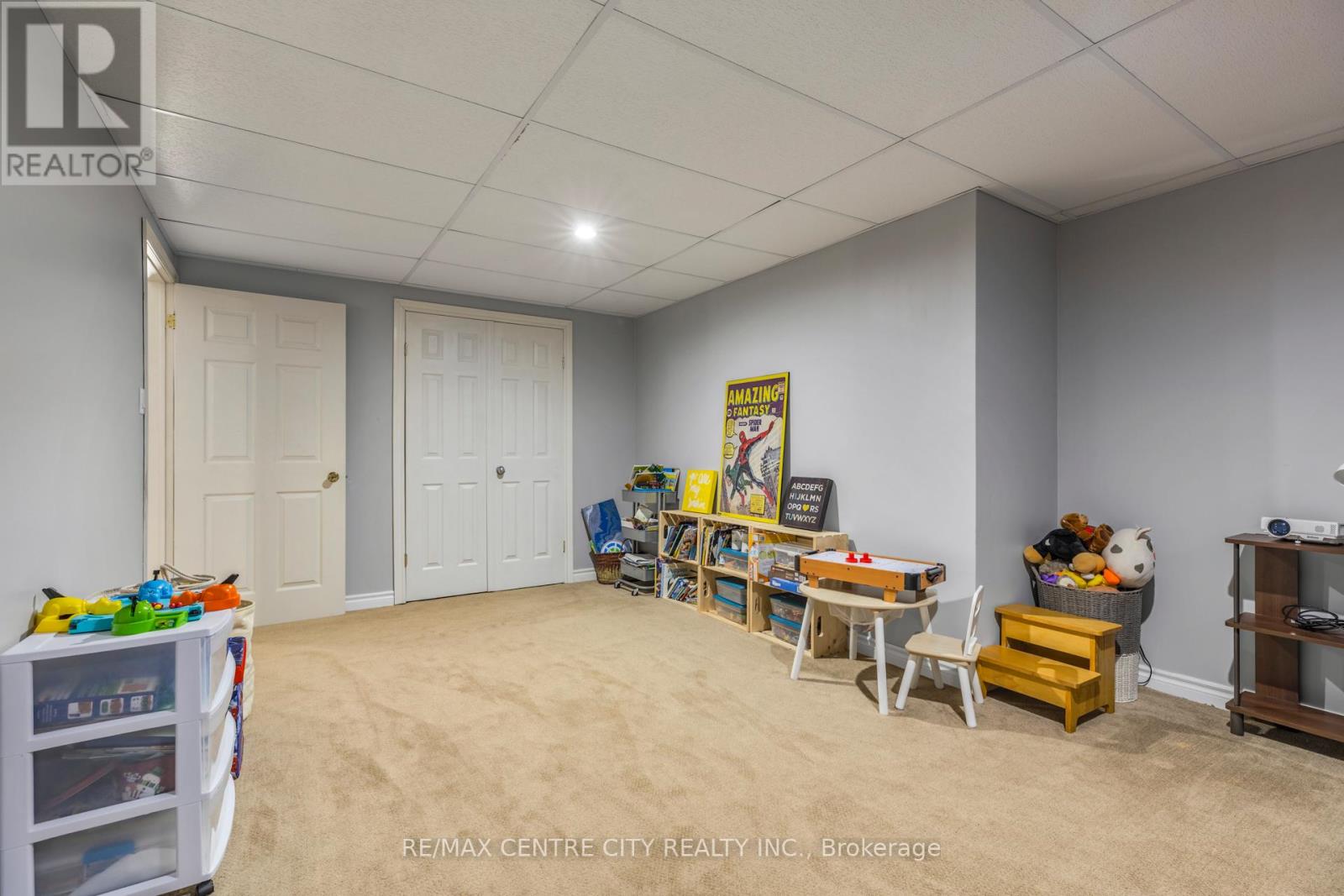 19 Daugherty Drive, St. Thomas, Ontario  N5R 4W4 - Photo 35 - X12536364