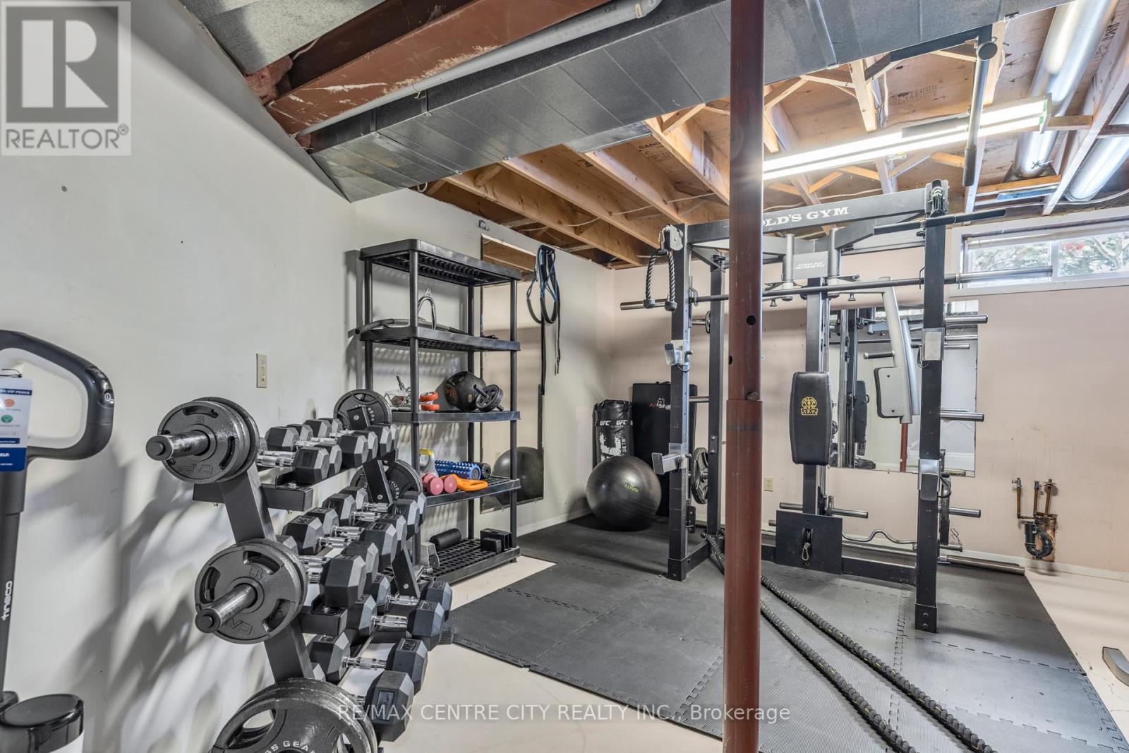 19 Daugherty Drive, St. Thomas, Ontario  N5R 4W4 - Photo 37 - X12536364