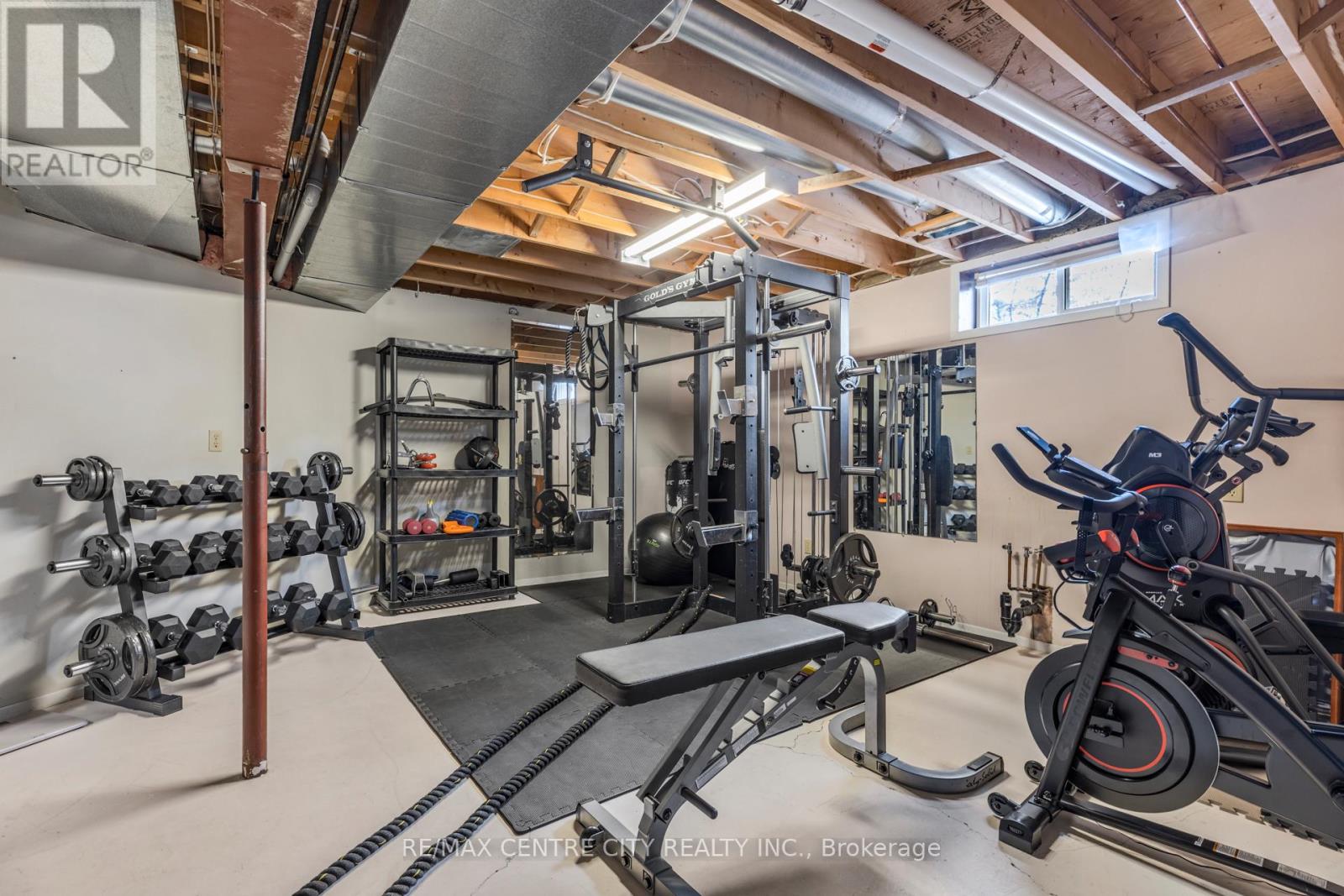 19 Daugherty Drive, St. Thomas, Ontario  N5R 4W4 - Photo 38 - X12536364