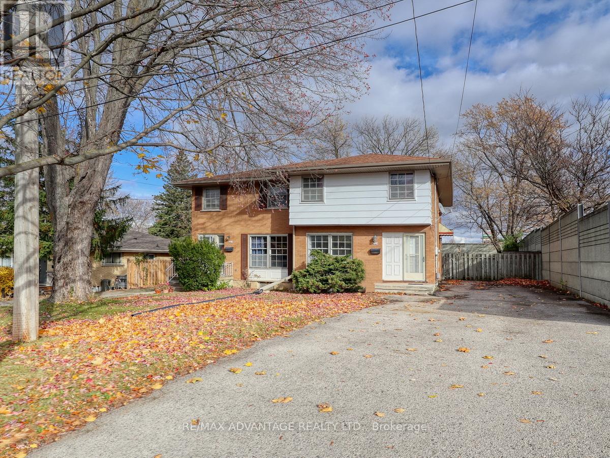 38a & 38b Adare Crescent, London South, Ontario  N6C 2S7 - Photo 2 - X12536370