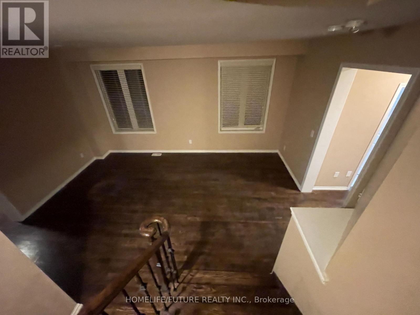 2372 Equestrian Crescent, Oshawa, Ontario  L1L 0L6 - Photo 6 - E12464468