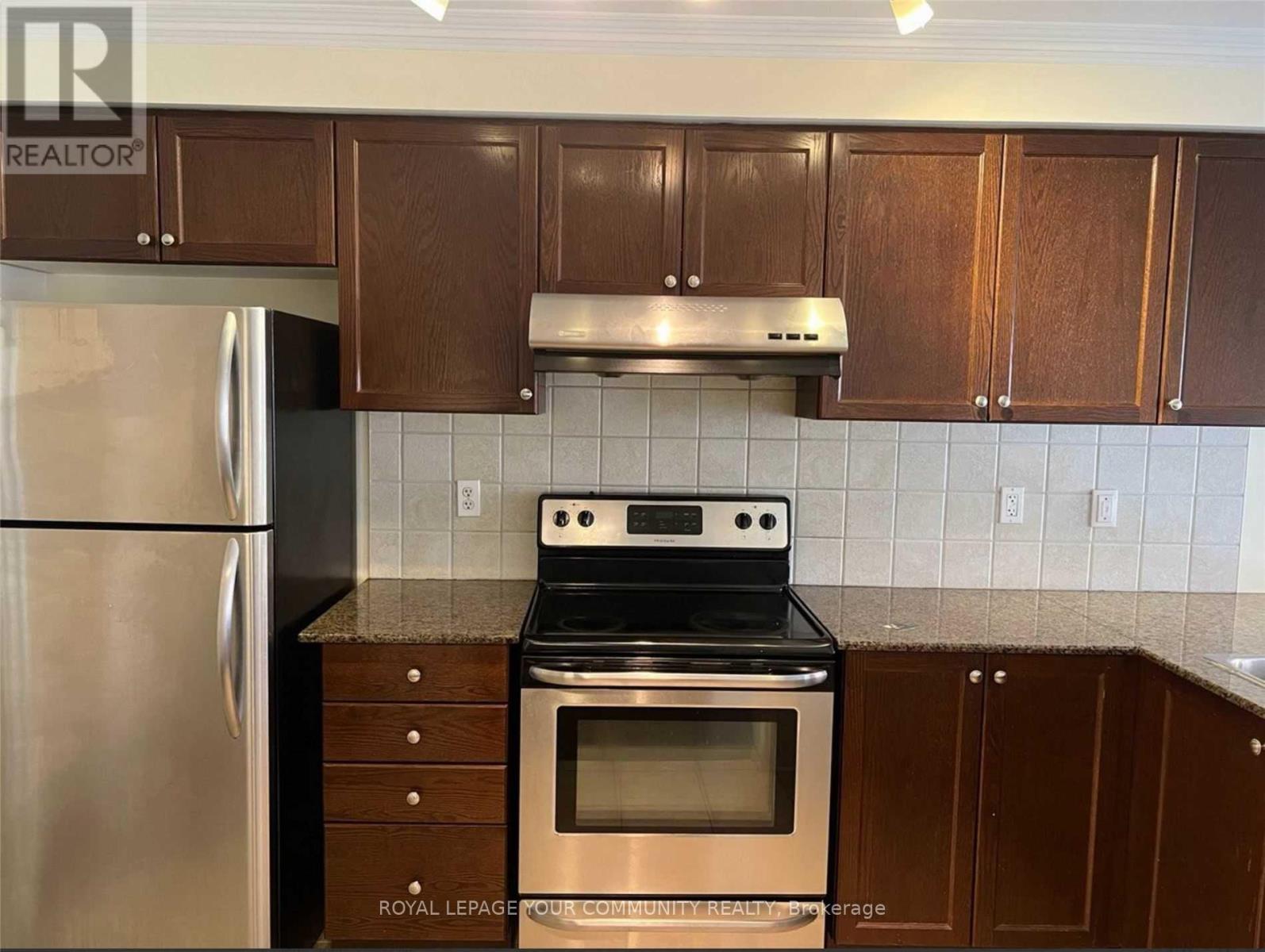 119 Amulet Crescent, Richmond Hill, Ontario  L4S 2V9 - Photo 3 - N12531836