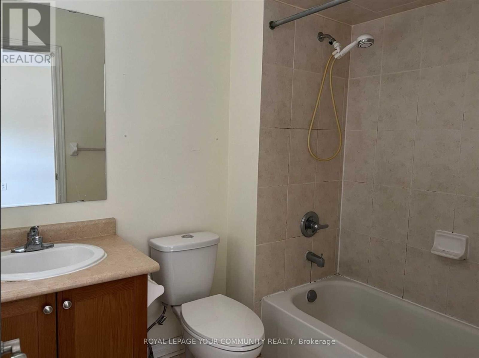 119 Amulet Crescent, Richmond Hill, Ontario  L4S 2V9 - Photo 9 - N12531836