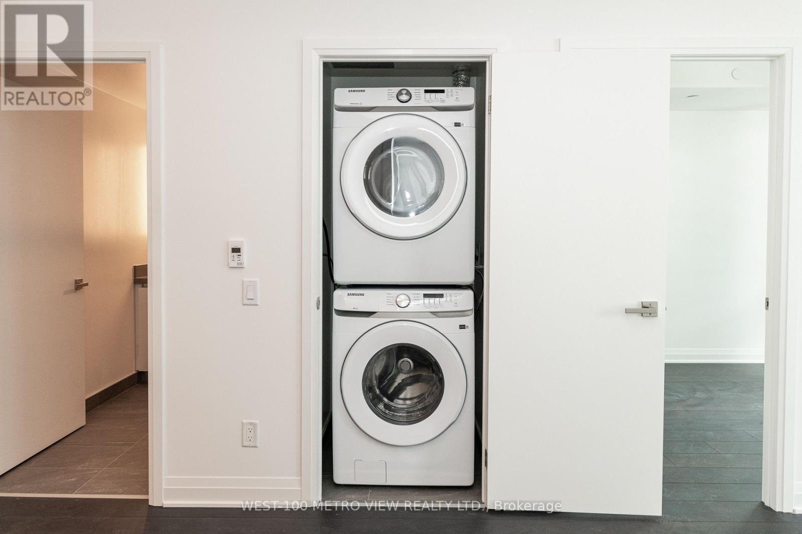 2708 - 4015 The Exchange, Mississauga, Ontario  L5B 0N9 - Photo 21 - W12535278