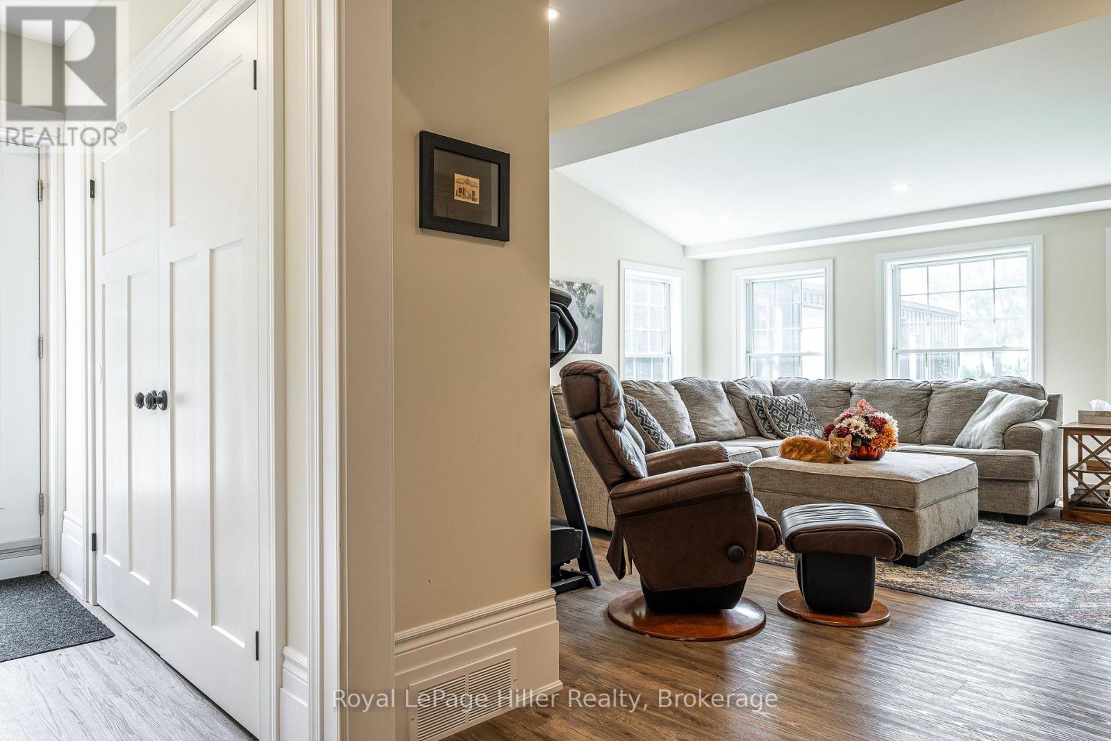 22742 Nissouri Road, Thames Centre, Ontario  N0M 2P0 - Photo 16 - X12293350