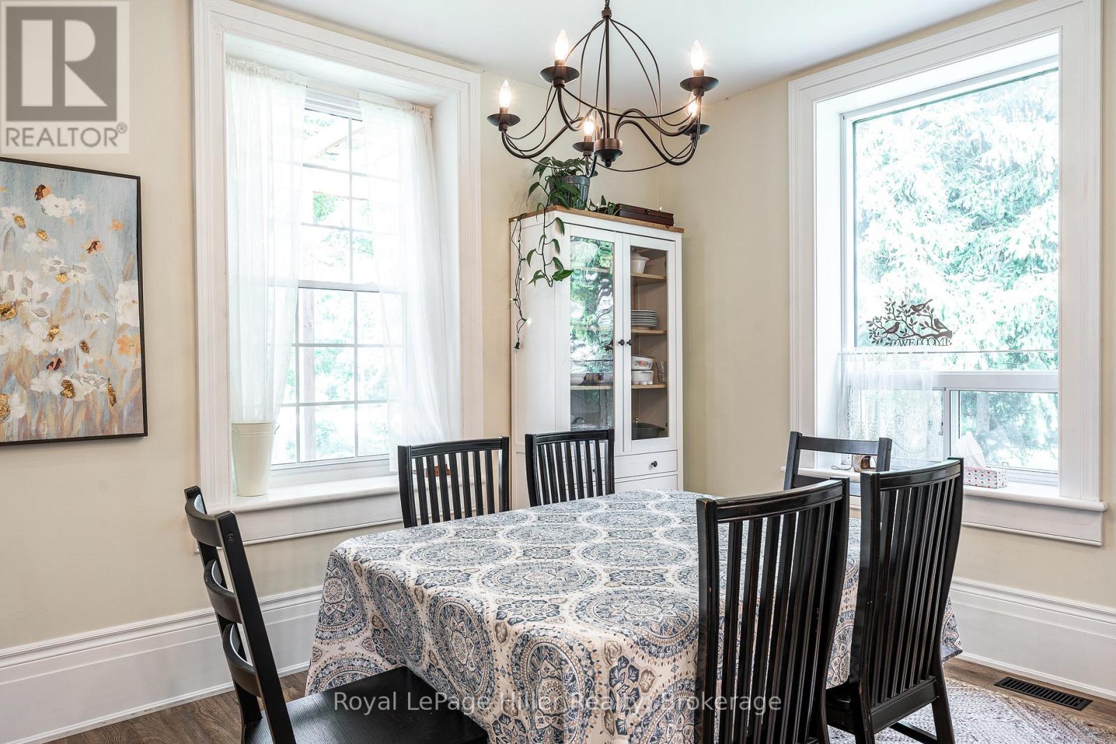 22742 Nissouri Road, Thames Centre, Ontario  N0M 2P0 - Photo 10 - X12293350