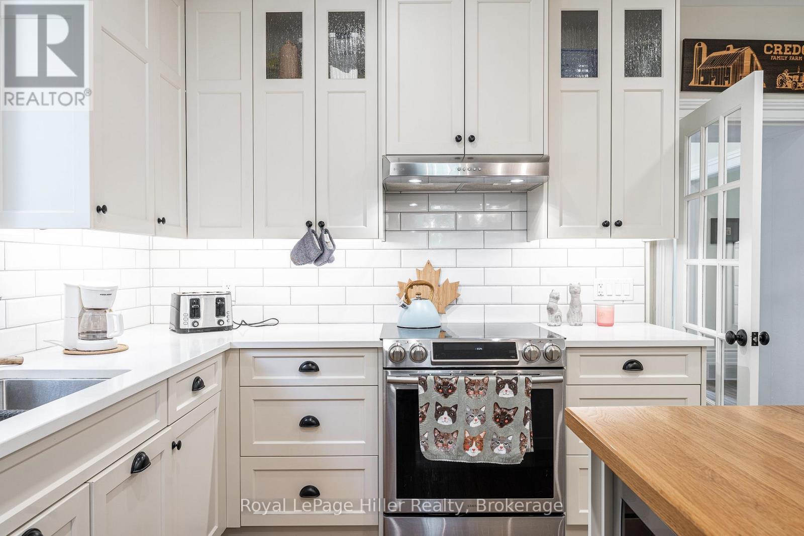 22742 Nissouri Road, Thames Centre, Ontario  N0M 2P0 - Photo 11 - X12293350