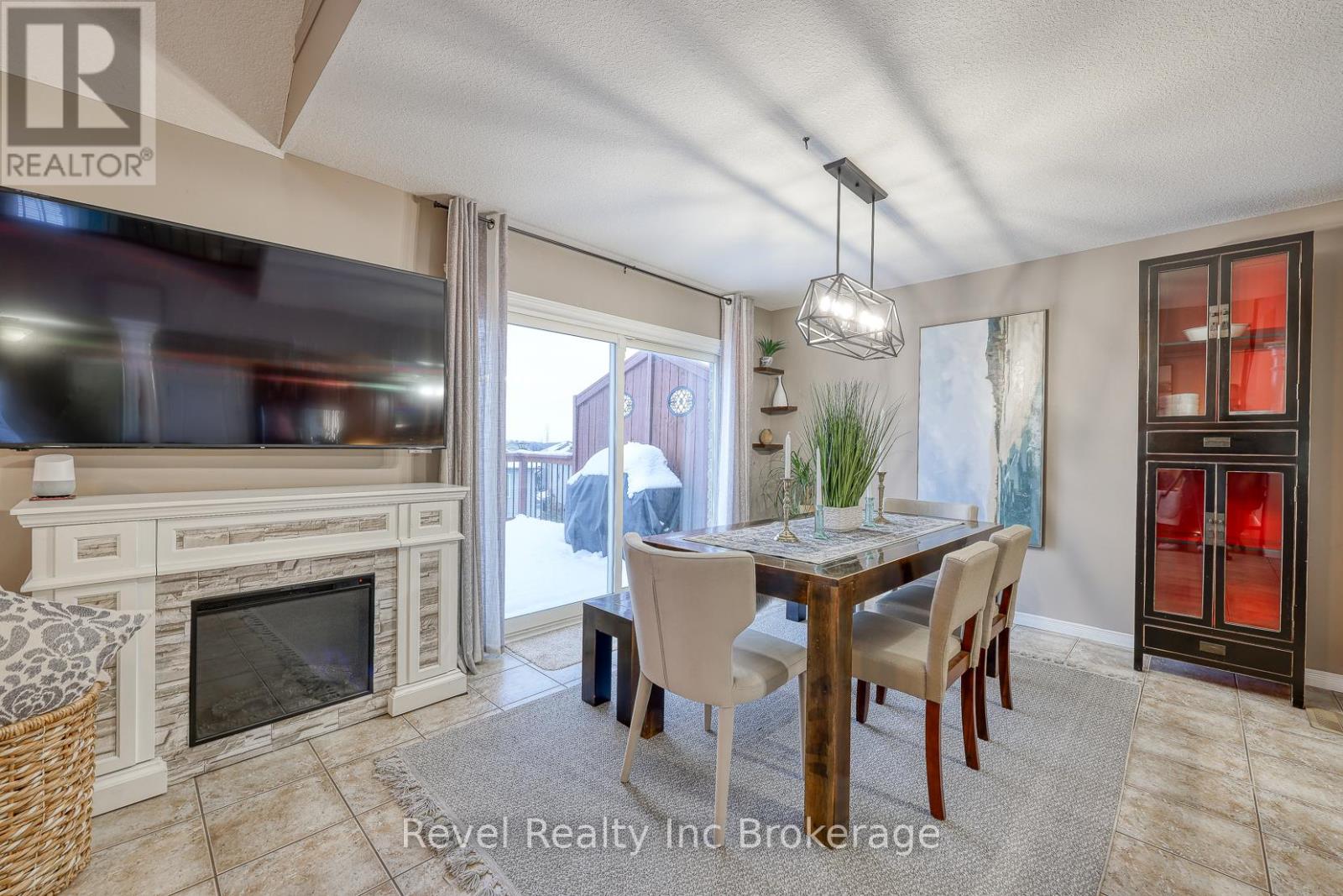 706 Frontenac Crescent, Woodstock, Ontario  N4V 0B1 - Photo 11 - X12536262