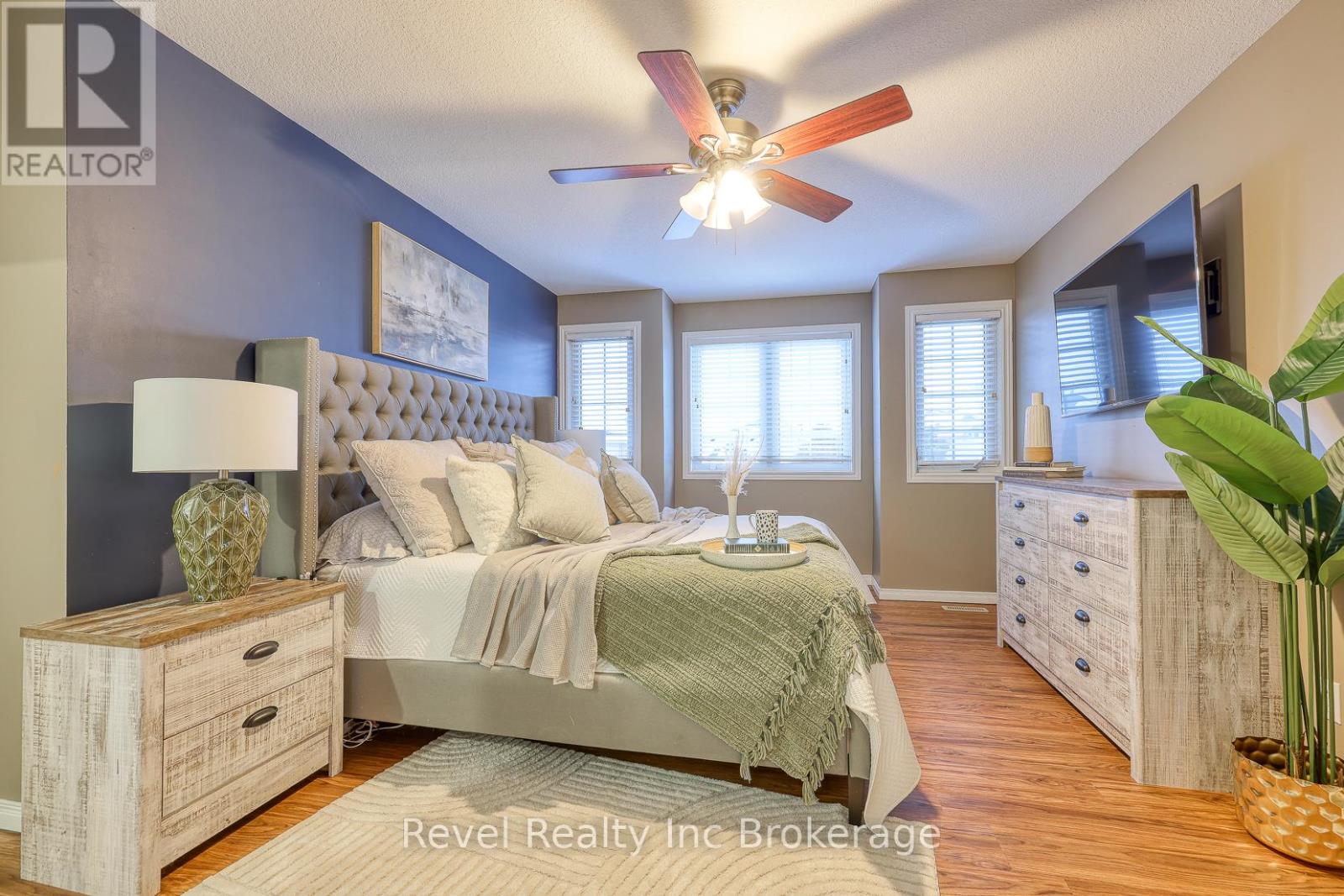 706 Frontenac Crescent, Woodstock, Ontario  N4V 0B1 - Photo 15 - X12536262