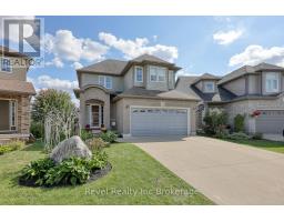 706 FRONTENAC CRESCENT, Woodstock, Ontario
