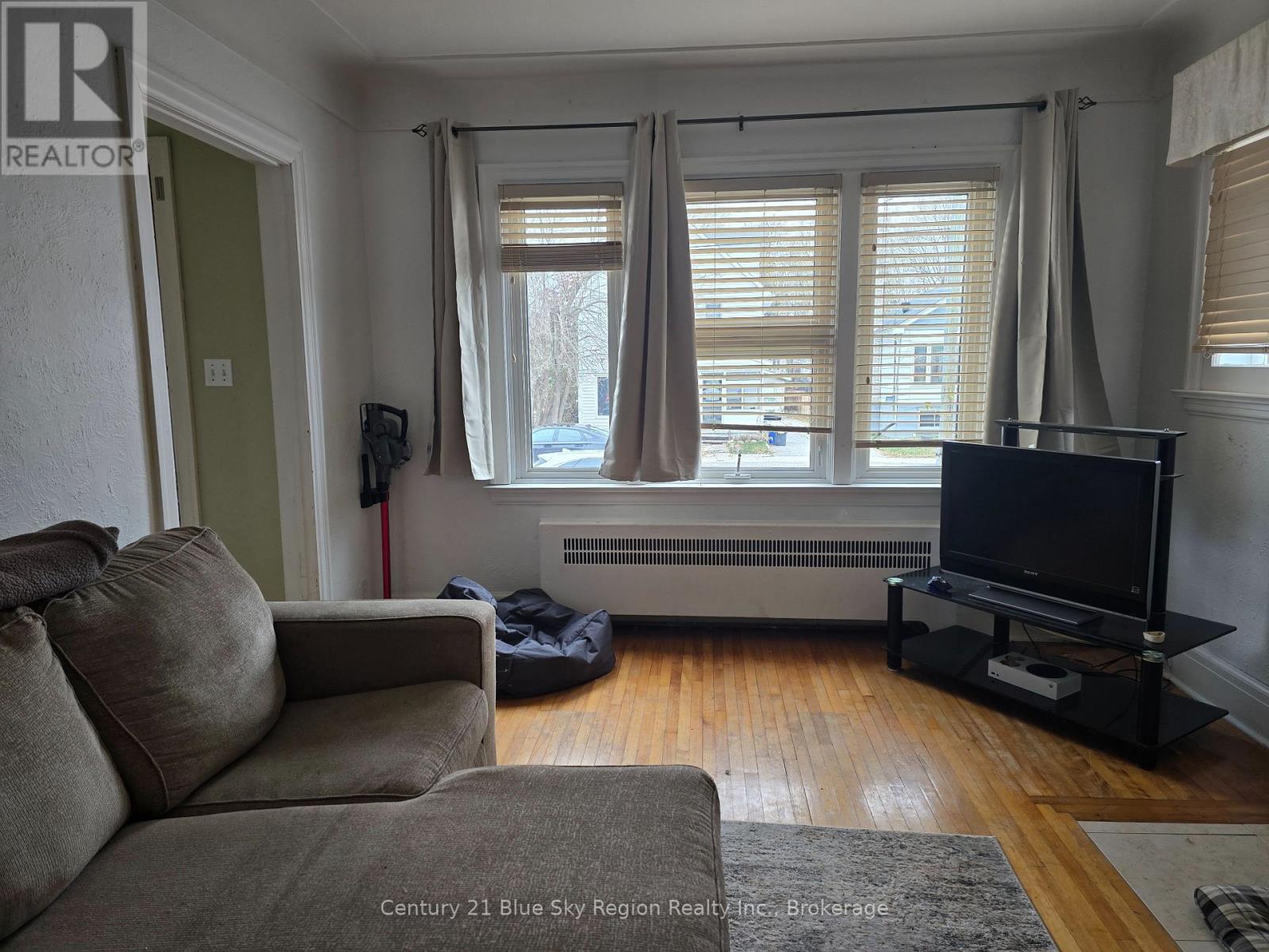 171 Fifth Avenue W, North Bay, Ontario  P1B 3N4 - Photo 11 - X12536042