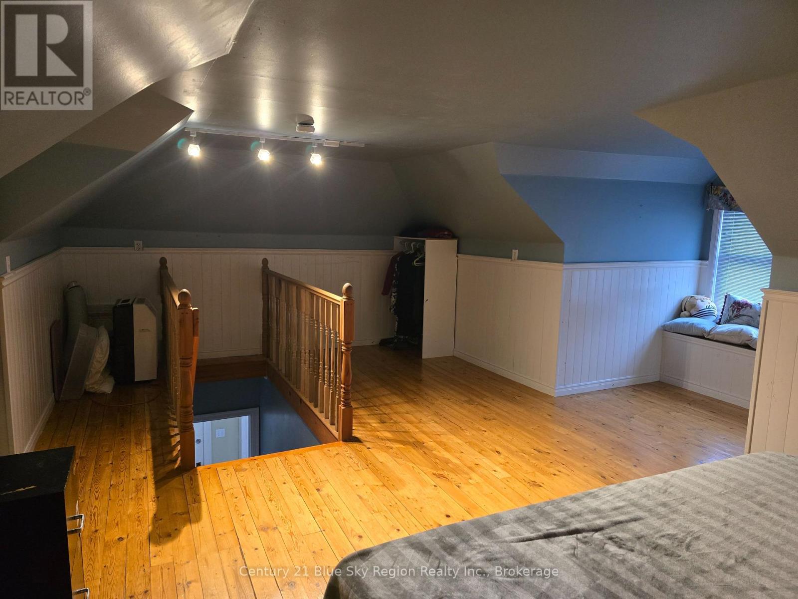 171 Fifth Avenue W, North Bay, Ontario  P1B 3N4 - Photo 27 - X12536042