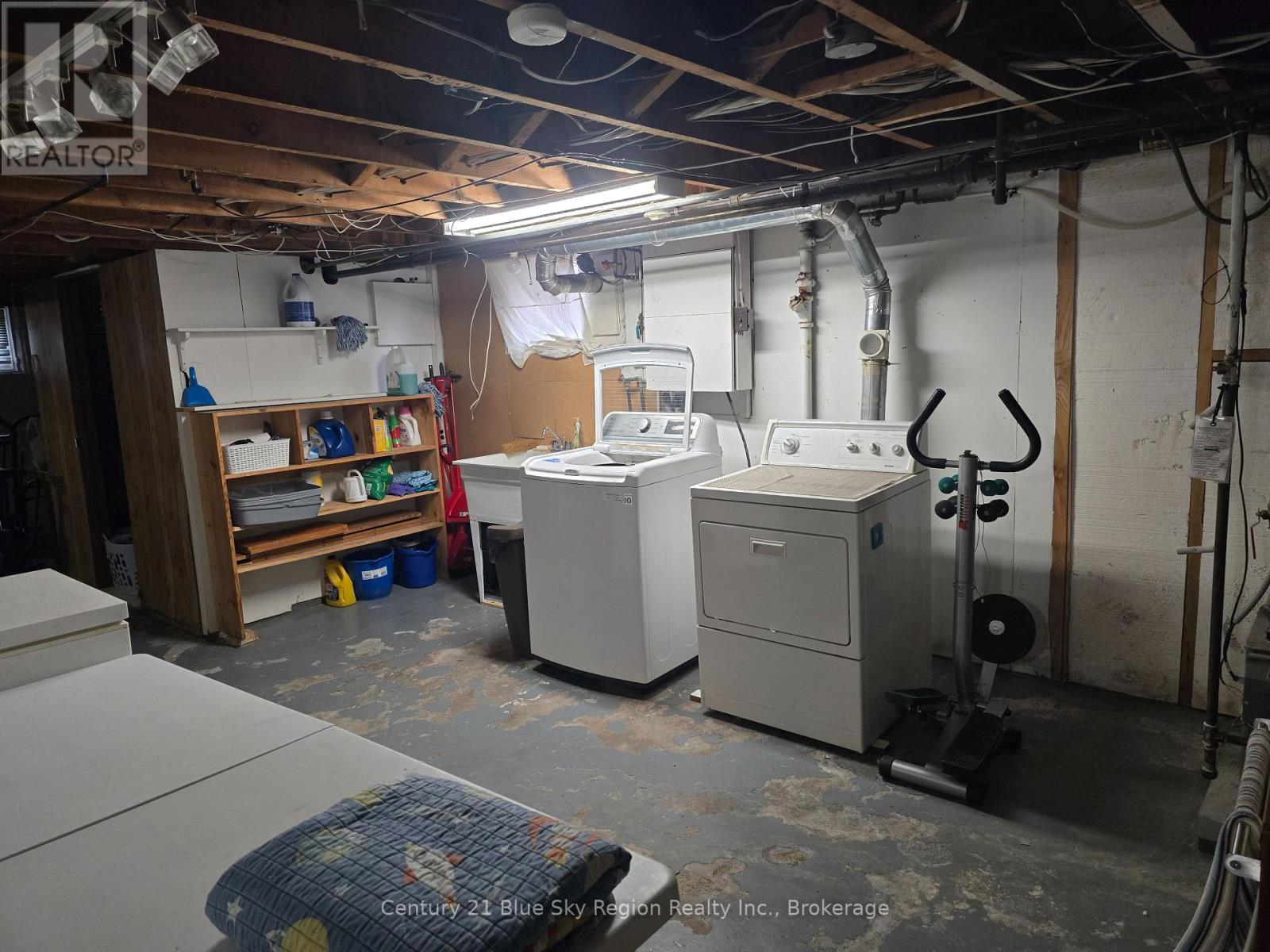 171 Fifth Avenue W, North Bay, Ontario  P1B 3N4 - Photo 33 - X12536042