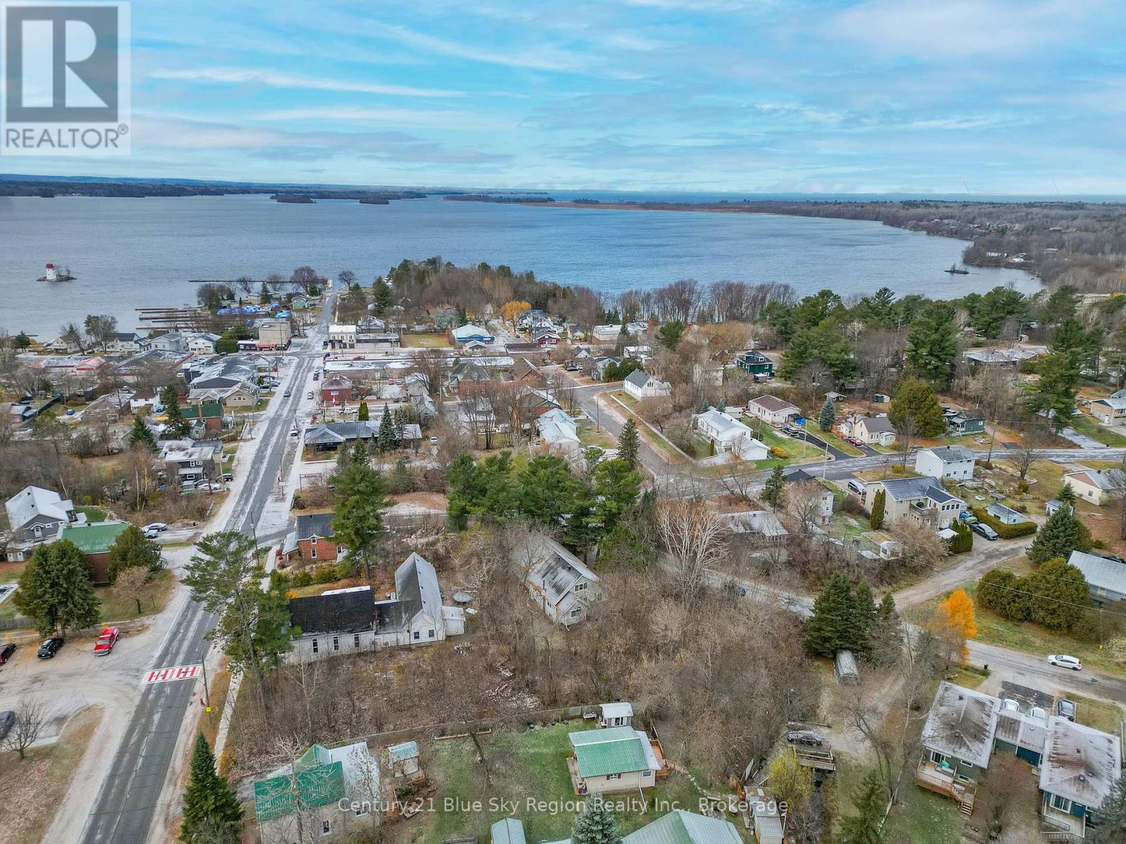 10 Toronto Street, Callander, Ontario  P0H 1H0 - Photo 5 - X12536156