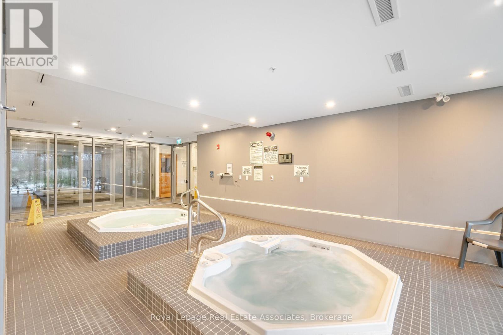 B401 - 5240 Dundas Street, Burlington, Ontario  L7L 0J6 - Photo 24 - W12535916