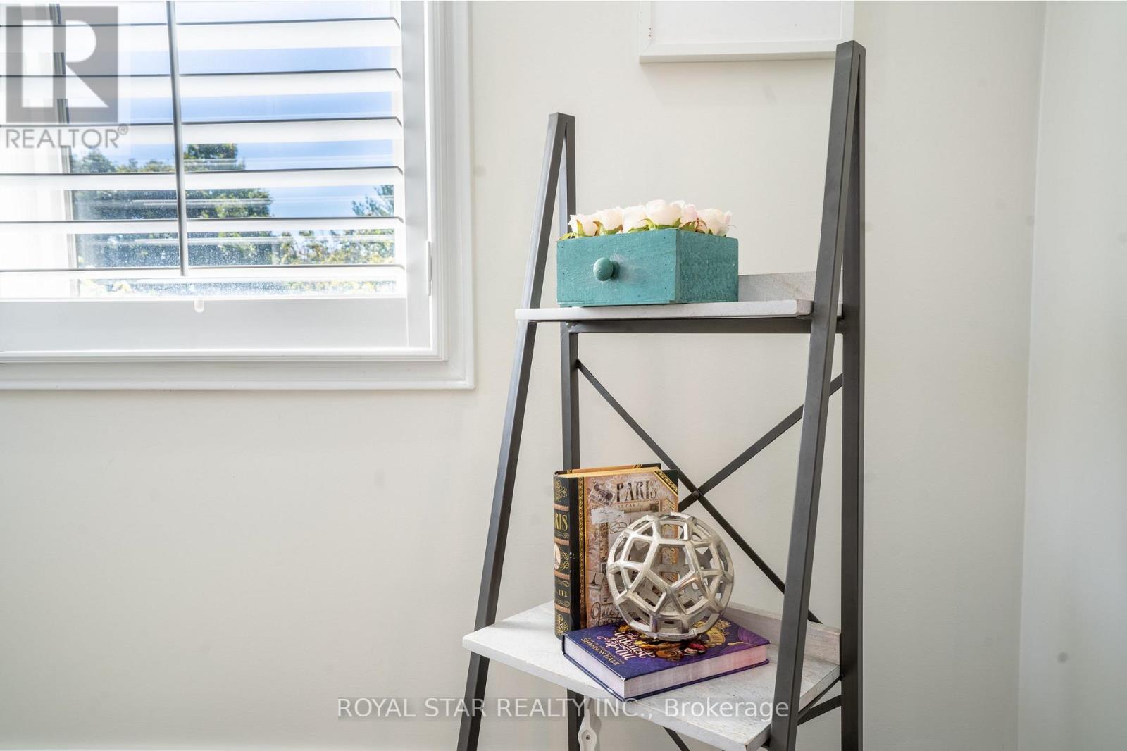 22 Livingston Drive, Caledon, Ontario  L7C 1A1 - Photo 34 - W12535918