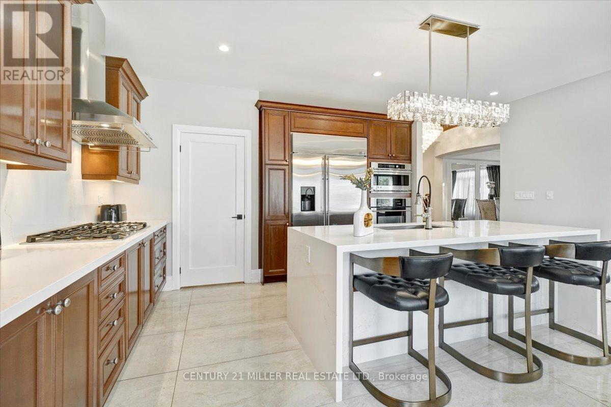 3298 Liptay Avenue, Oakville, Ontario  L6M 0N1 - Photo 16 - W12535940