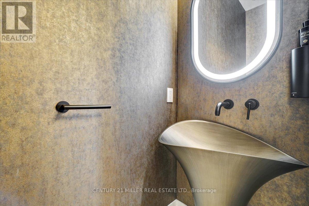 3298 Liptay Avenue, Oakville, Ontario  L6M 0N1 - Photo 19 - W12535940