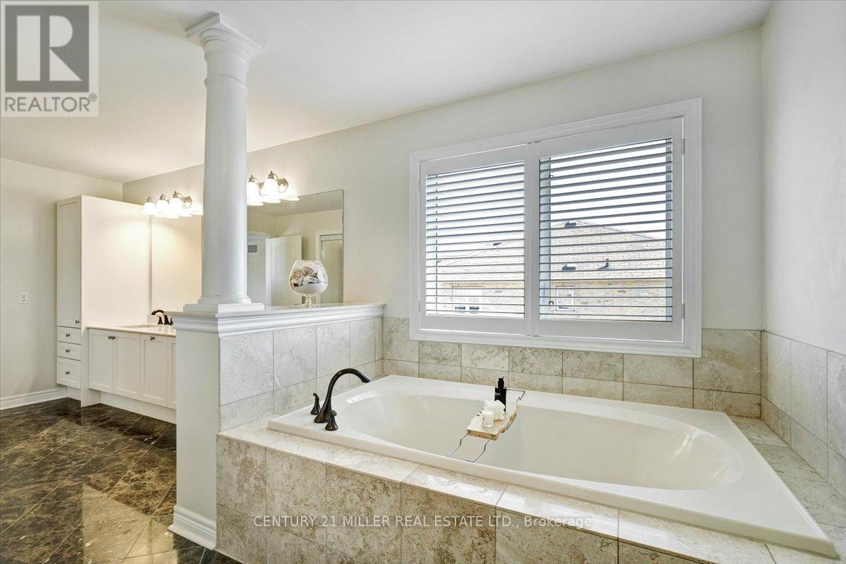 3298 Liptay Avenue, Oakville, Ontario  L6M 0N1 - Photo 24 - W12535940