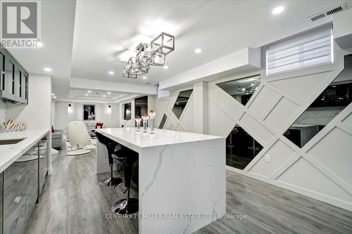 3298 Liptay Avenue, Oakville, Ontario  L6M 0N1 - Photo 33 - W12535940