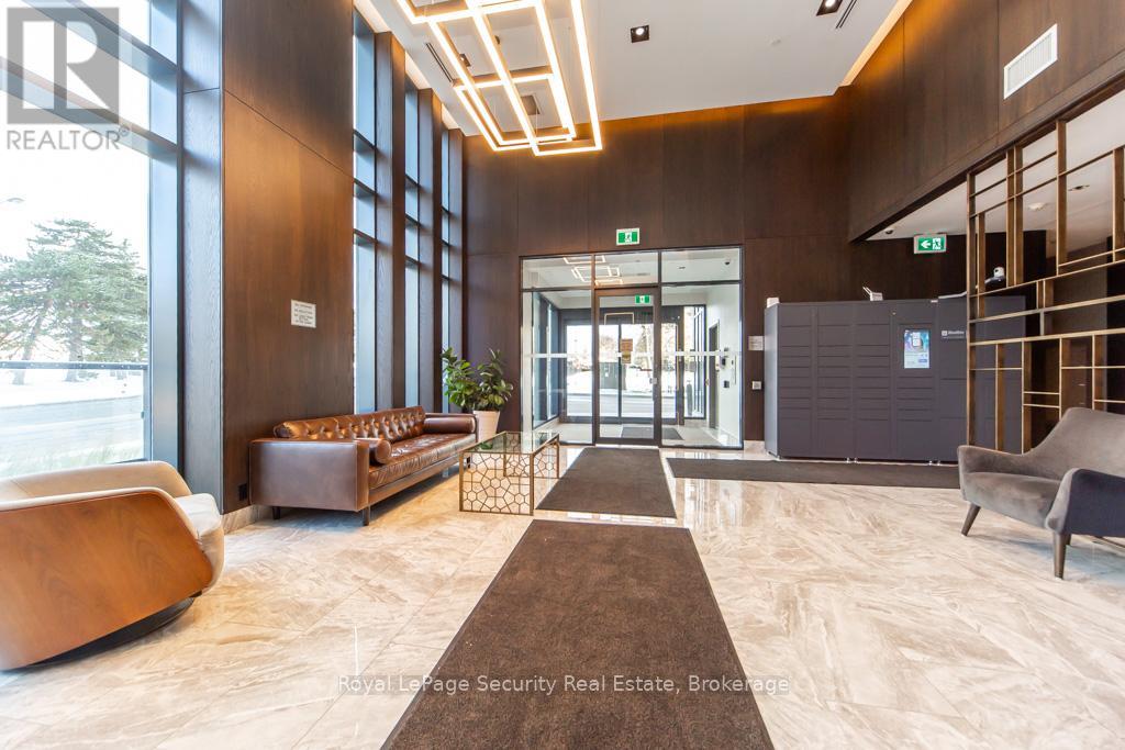 2009 - 1461 Lawrence Avenue W, Toronto, Ontario  M6L 0A6 - Photo 3 - W12535998