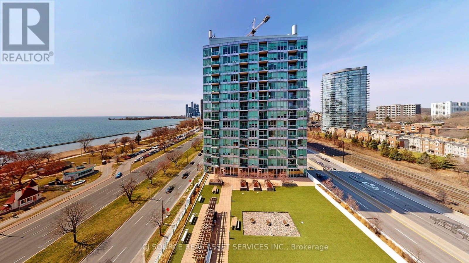 1704 - 1900 Lake Shore Boulevard W, Toronto, Ontario  M6S 1A4 - Photo 17 - W12536026