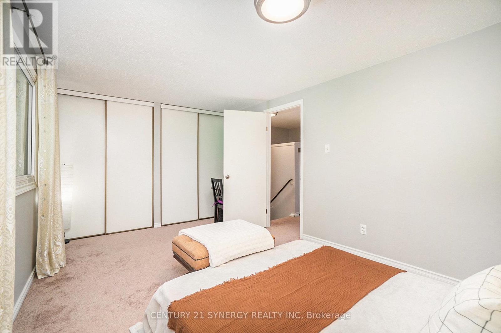 14 - 2570 Southvale Crescent, Ottawa, Ontario  K1B 5B7 - Photo 15 - X12481340