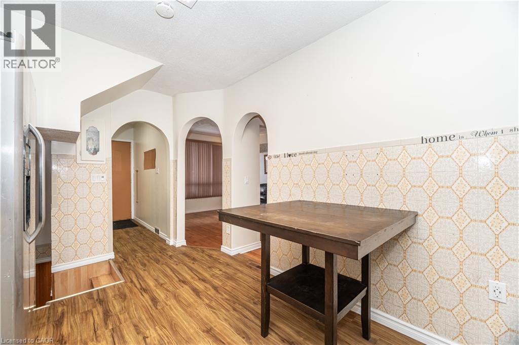 163 Connaught Avenue N, Hamilton, Ontario  L8L 6Z4 - Photo 11 - 40787154