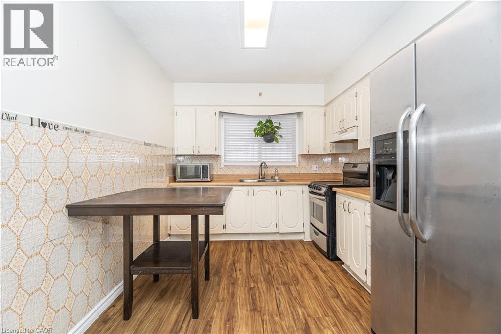 163 Connaught Avenue N, Hamilton, Ontario  L8L 6Z4 - Photo 9 - 40787154