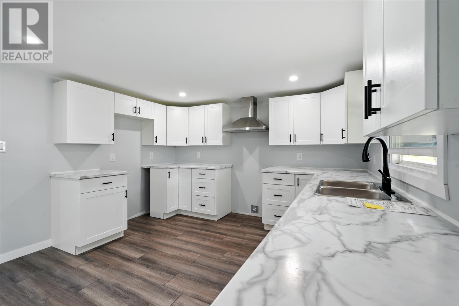 397 Boyle St, Thessalon, Ontario P0R 1L0 - Photo 5 - SM253236