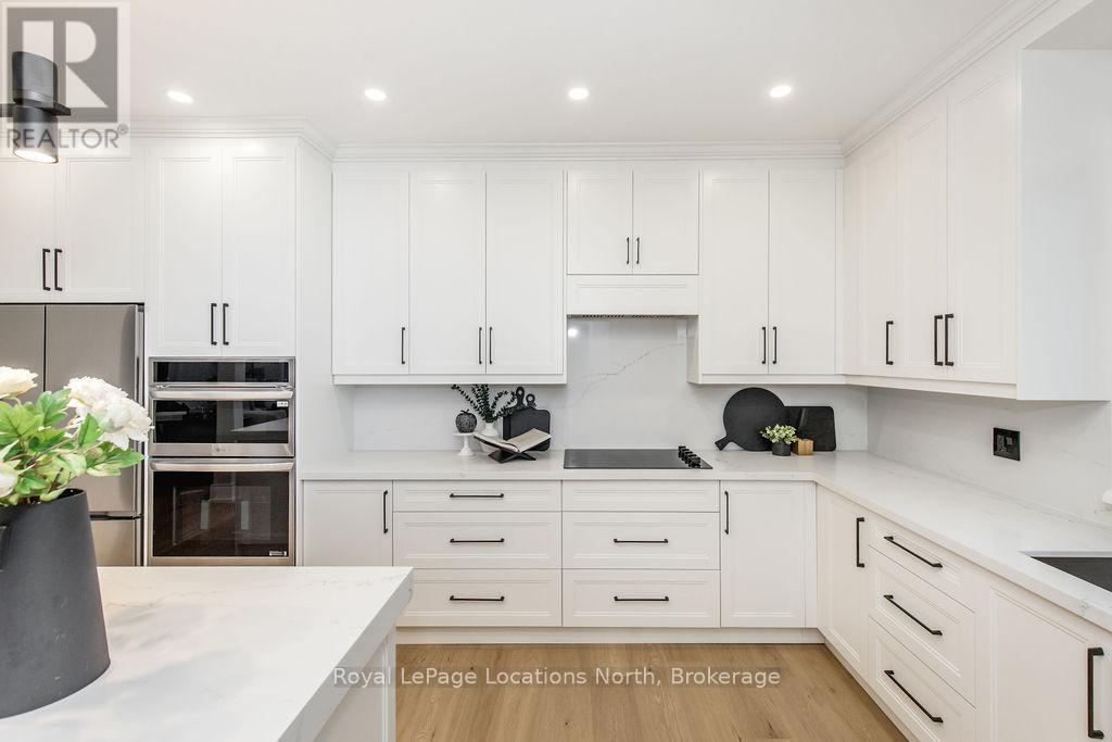 6 Butternut Crescent, Wasaga Beach, Ontario  L9Z 3S9 - Photo 13 - S12536330