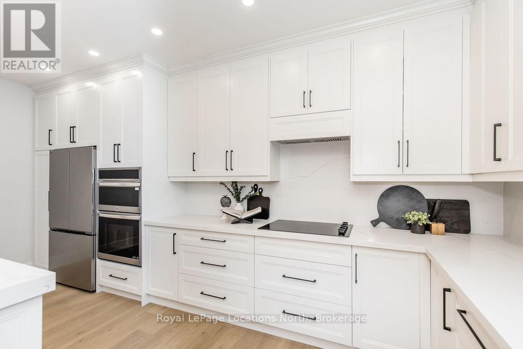 6 Butternut Crescent, Wasaga Beach, Ontario  L9Z 3S9 - Photo 14 - S12536330