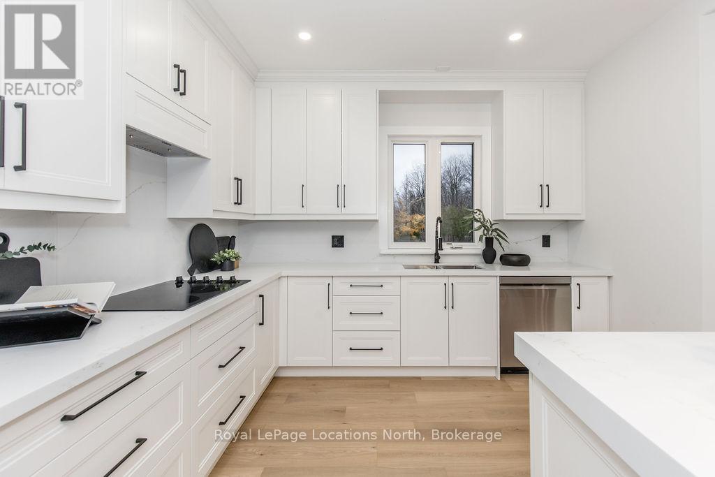 6 Butternut Crescent, Wasaga Beach, Ontario  L9Z 3S9 - Photo 17 - S12536330