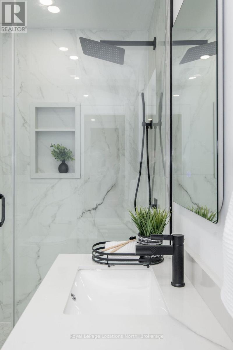 6 Butternut Crescent, Wasaga Beach, Ontario  L9Z 3S9 - Photo 30 - S12536330