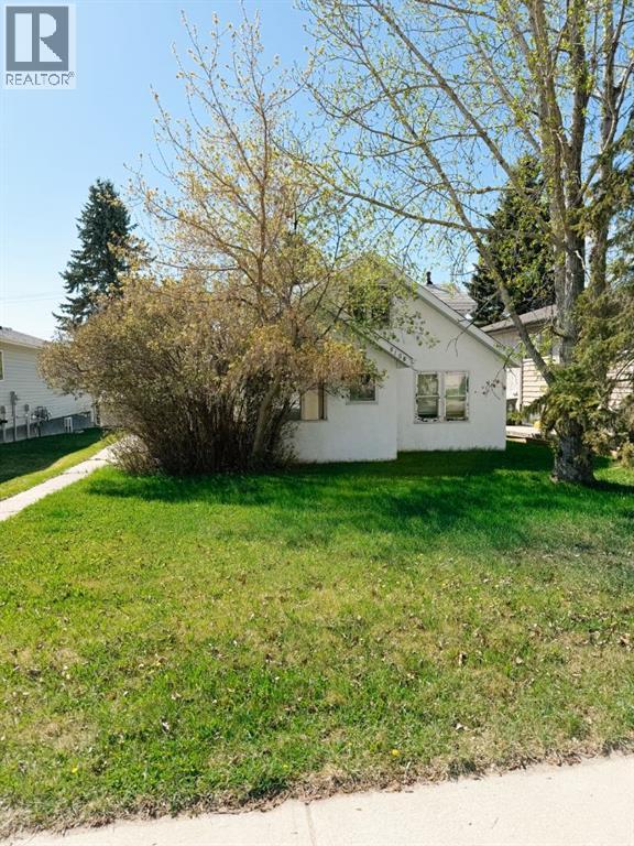 5108 51 Street, Rocky Mountain House, Alberta  T4T 1E2 - Photo 1 - A2219484