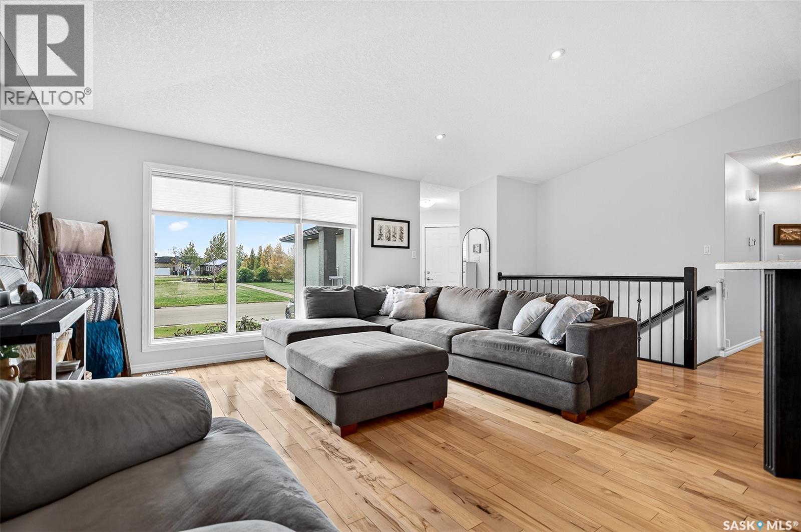 2 Belmont Crescent, Moose Jaw, Saskatchewan  S6K 1C5 - Photo 8 - SK021291