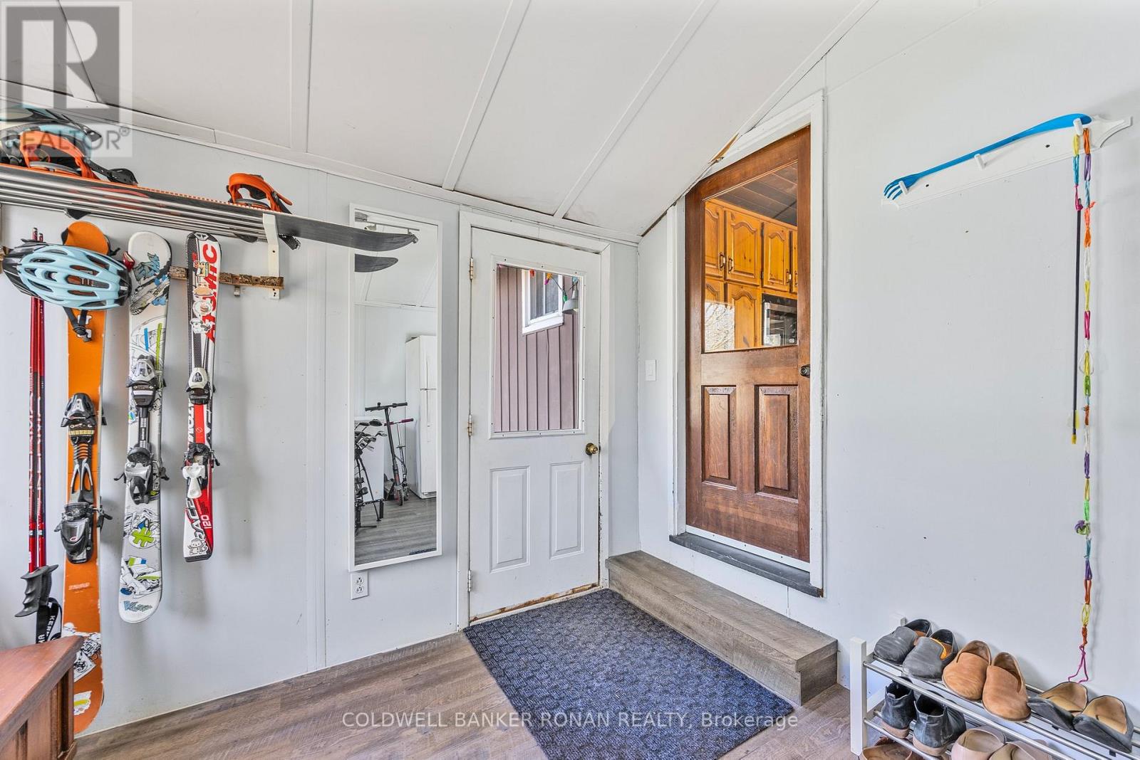 2329 Concession Rd 8, Adjala-Tosorontio, Ontario  L0G 1W0 - Photo 21 - N12373591